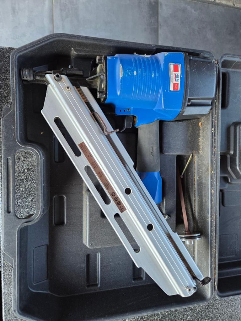 Hbm 90 mm pneumatische spijker pistool, Ophalen of Verzenden