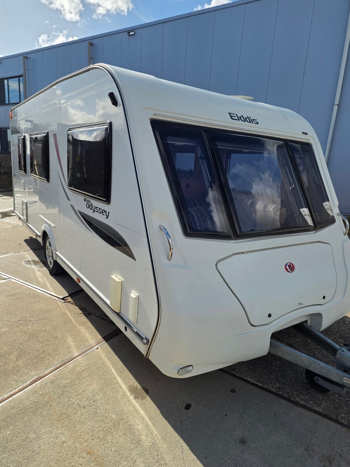 Bomvolle Elddis 524 Odyssee Mover volautomatisch,E.&.P, Standaardzit, Elddis, Omvormbare zithoek, Bedrijf