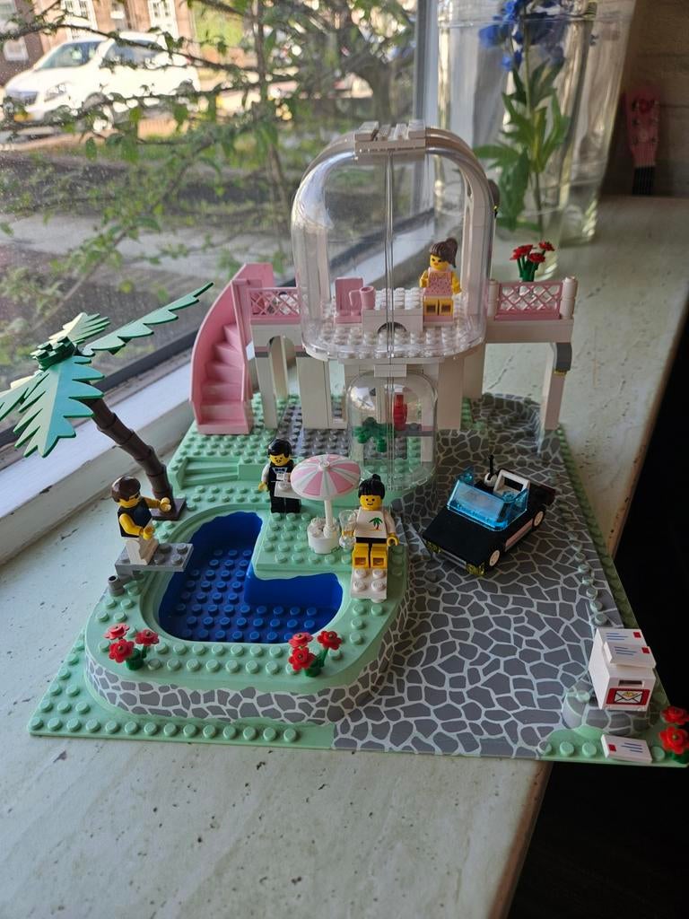Lego Paradisa 6416: Zwembadvilla met auto en figuren, Gebruikt, Overige thema's, Lego, Ophalen of Verzenden