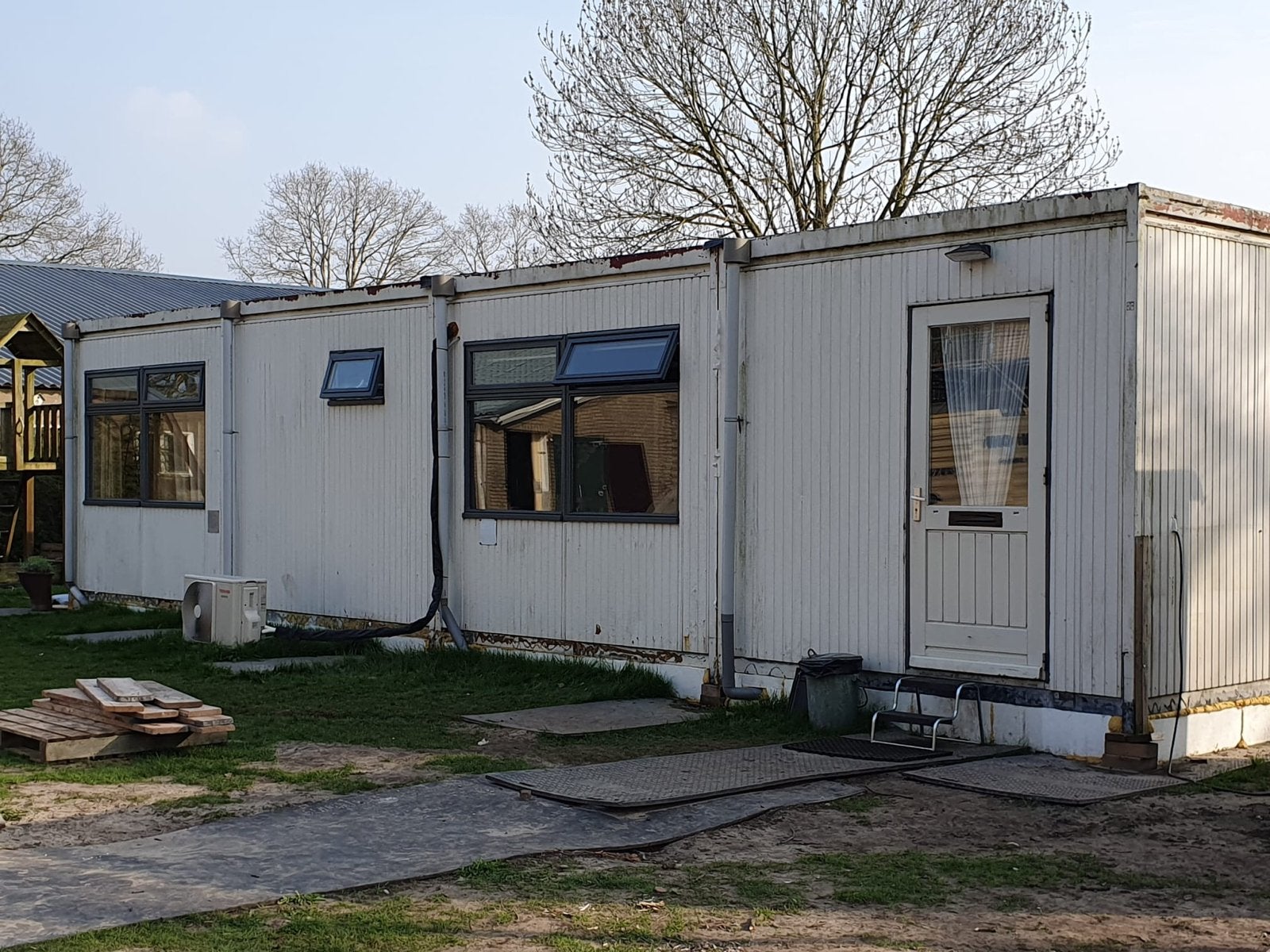 Ruime en complete woonunit 72m2 (6x12) te koop, Ophalen