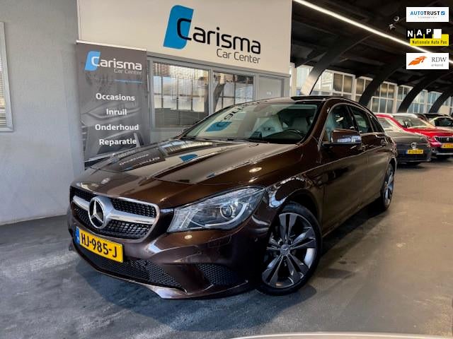Mercedes-Benz CLA-klasse Shooting Brake 200 Ambition Pano|Na, CLA, 730 kg, Bruin, Leder en Stof