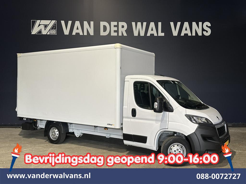 Peugeot Boxer 2.2 BlueHDi 141pk Bakwagen 436cm Lang Laadklep, Auto's, Bestelauto's, Voorwielaandrijving, Stof, Gebruikt, 4 cilinders