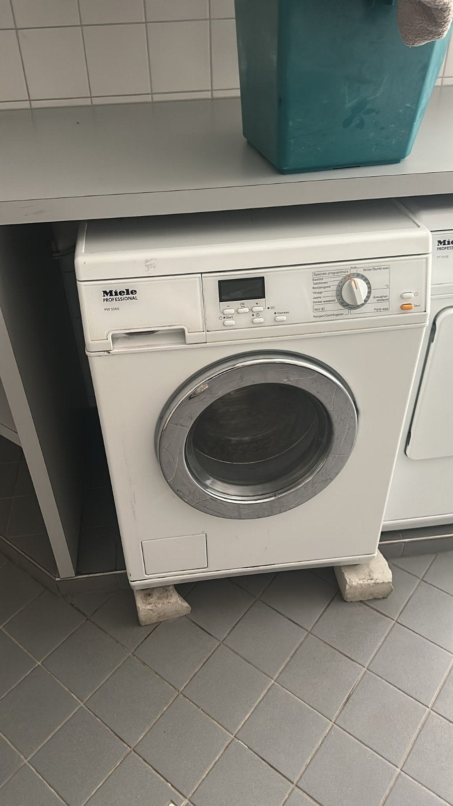 Miele W1 Classic Wasmachine - Voorlader, Witgoed en Apparatuur, Wasmachines, Gebruikt, Voorlader, 6 tot 8 kg, 85 tot 90 cm, 1200 tot 1600 toeren