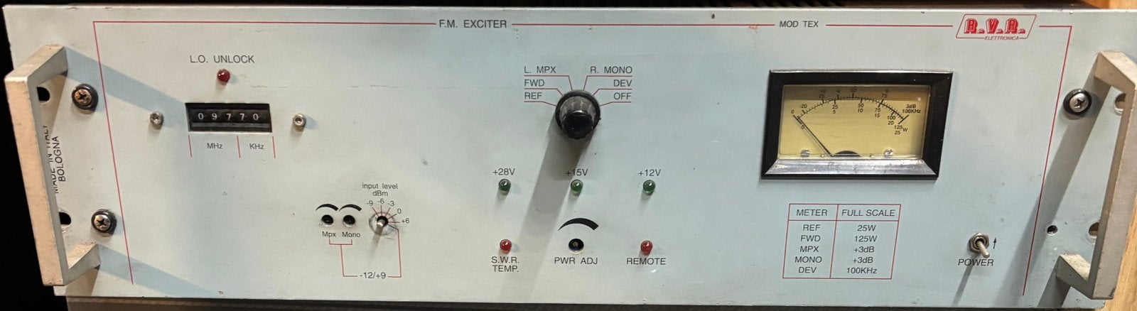 Rvr tex 100 watt  (defect), Telecommunicatie, Ophalen of Verzenden, Niet werkend, Zender