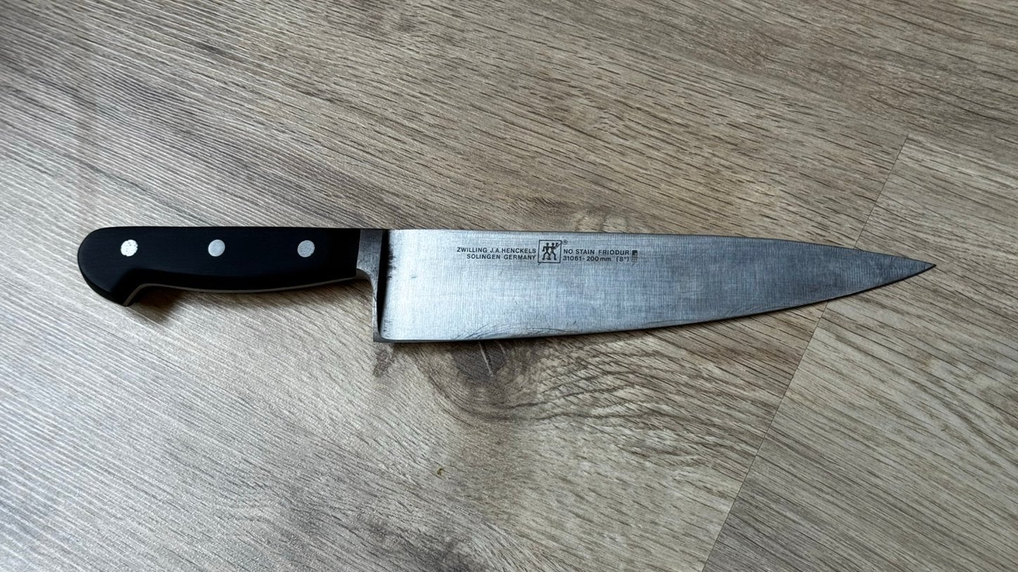 Zwilling J.A. Henckels Koksmes 20cm –fijn allround keukenmes, Ophalen of Verzenden, Zwart, Metaal, Overige merken