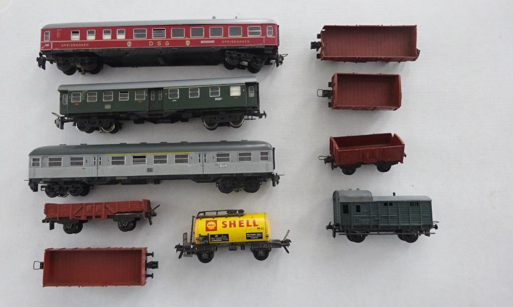 Trix Express 10 wagons, Hobby en Vrije tijd, Modeltreinen | H0, Gebruikt, Gelijkstroom, Trix, Wagon