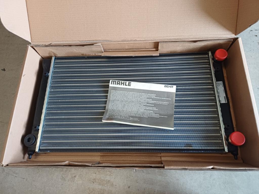 MAHLE Radiateur golf 1+2 jetta1+2 passat b1, scirocco nieuw!, Ophalen of Verzenden