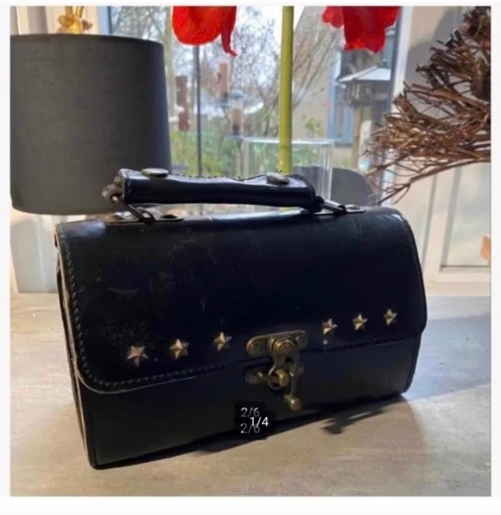 Lederen tas voor dames of heren, festival, mooie sluiting, Zwart, Ophalen of Verzenden, Zo goed als nieuw, X