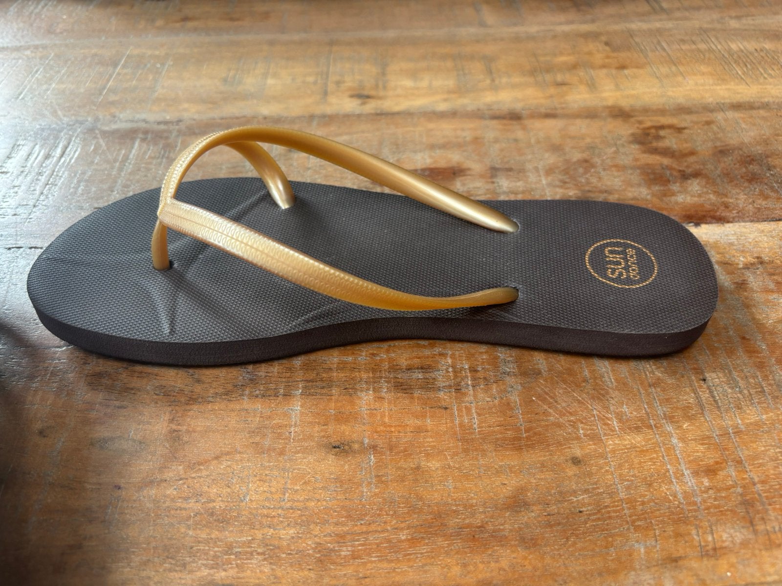 Mooie slipper maat 39, Kleding | Dames, Schoenen, Ophalen of Verzenden, Zo goed als nieuw, Bruin