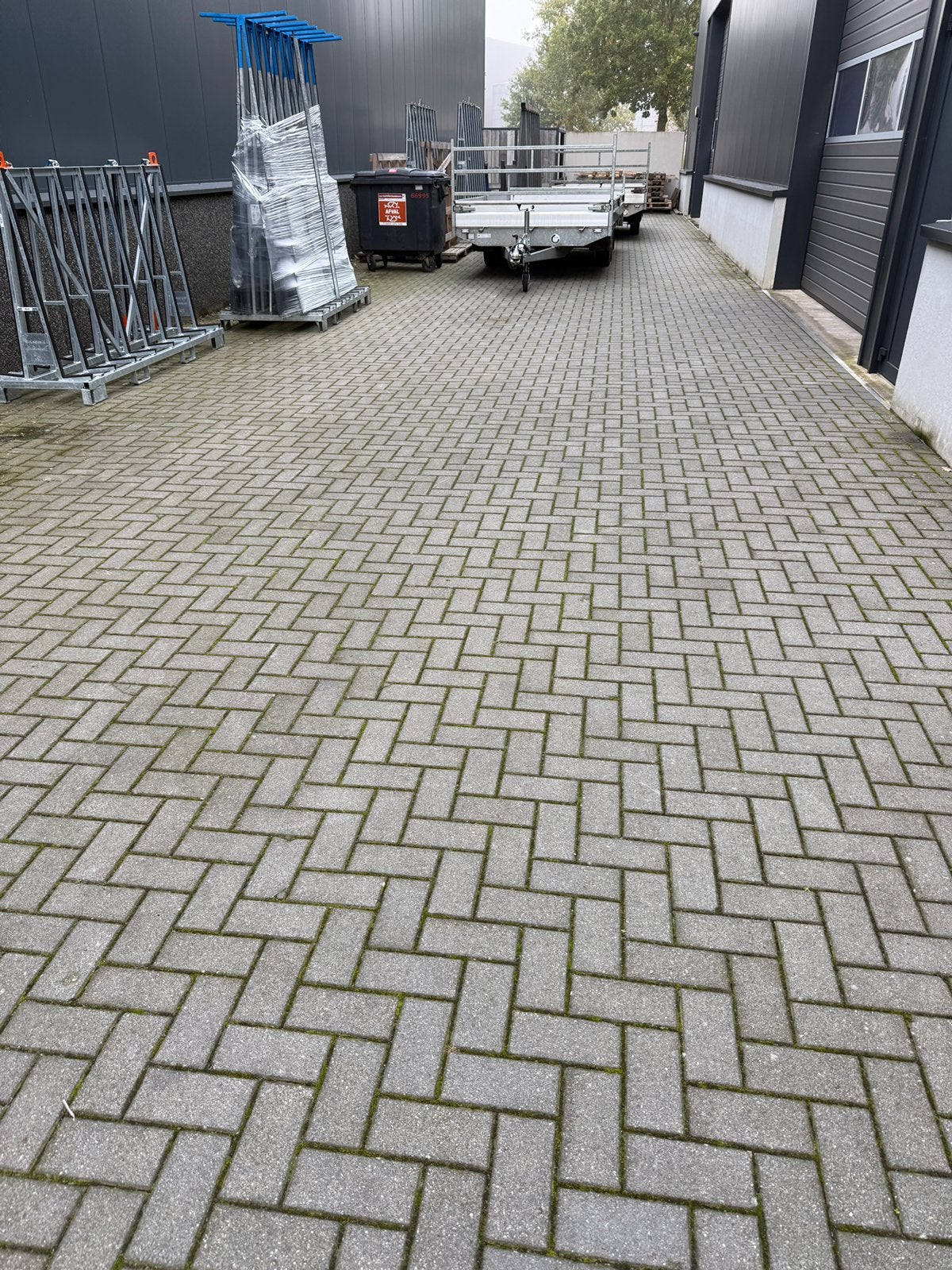 Klinkers 10,5 x 21 x 8cm KOMO antraciet, ca. 120m2 totaal, Tuin en Terras, Ophalen, Klinkers, Zo goed als nieuw, 10 m² of meer