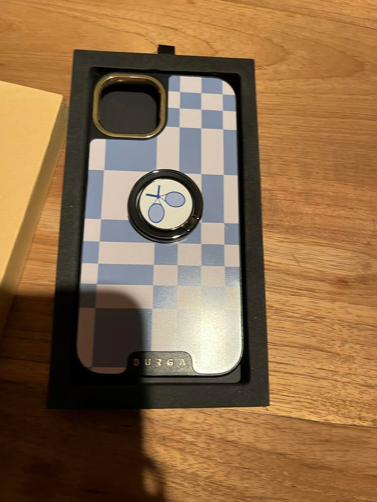 Burga iPhone 13 elite hoes met ring waarde 100€, Ophalen of Verzenden, Zo goed als nieuw, IPhone 13, Hoesje of Tasje