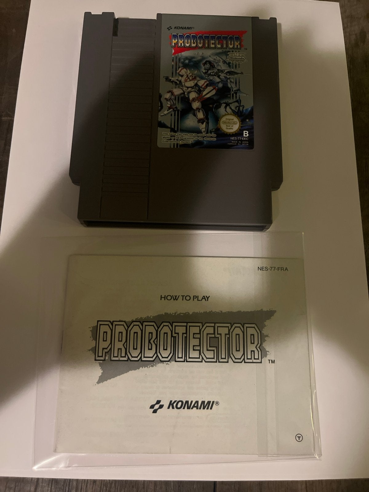 Probotector NES - Zeldzaam spel met handleiding, Spelcomputers en Games, Games | Nintendo NES, Gebruikt, Shooter, 2 spelers, Vanaf 12 jaar
