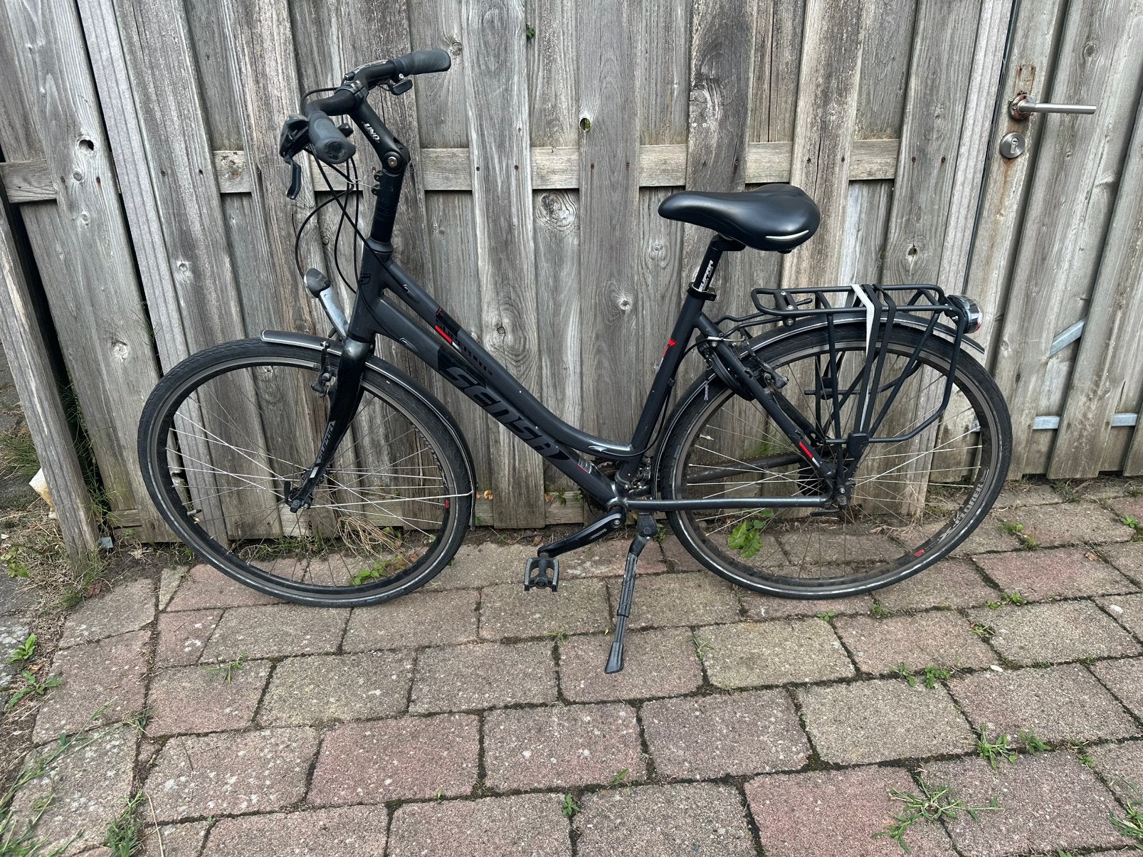 Damesfiets (onderhandelen is mogelijk), Fietsen en Brommers, Fietsen | Dames | Damesfietsen, Versnellingen, Zo goed als nieuw