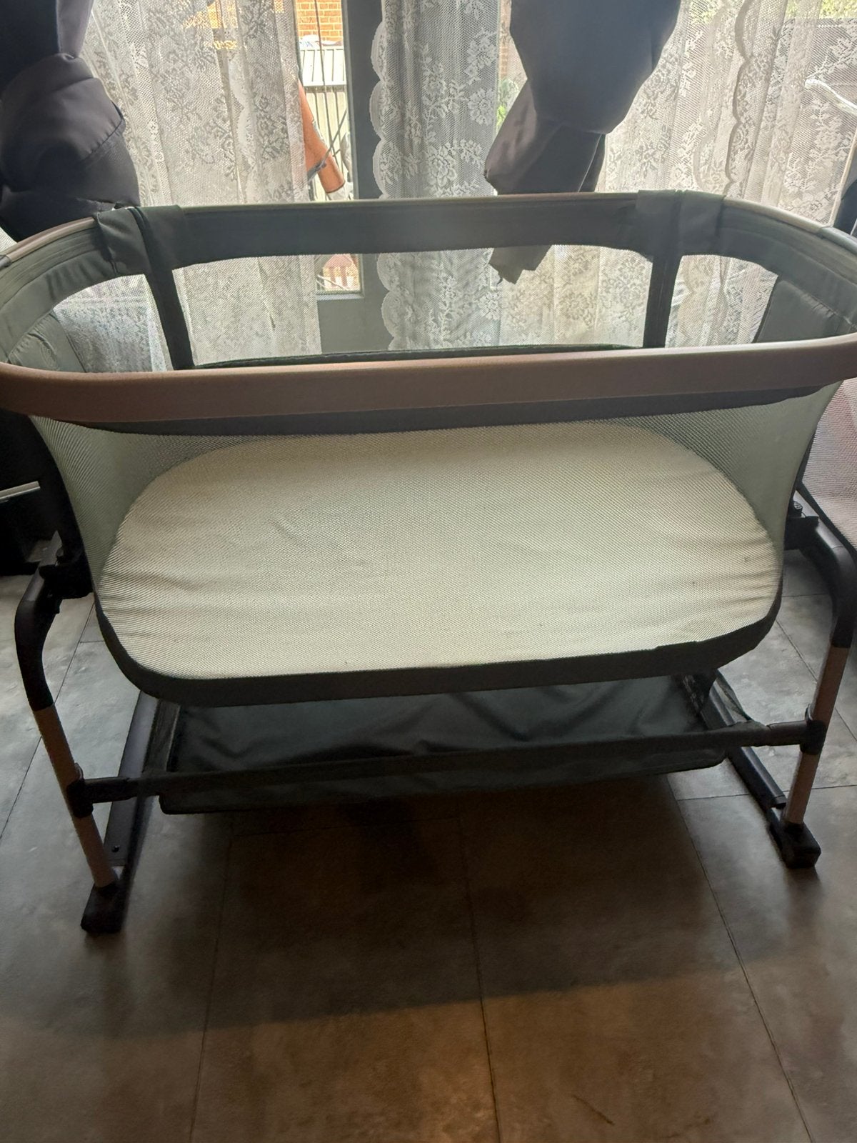 Co sleeper Maxicosi, Kinderen en Baby's, Babywiegjes en Ledikanten, Ophalen, Zo goed als nieuw, Overige typen