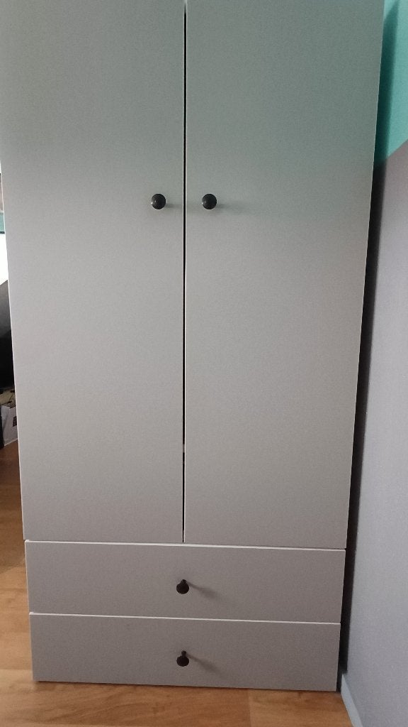 Kledingkast Ikea - Platsa, Gebruikt, 50 tot 100 cm, Neutraal, kleur grijs / wit, 150 tot 200 cm