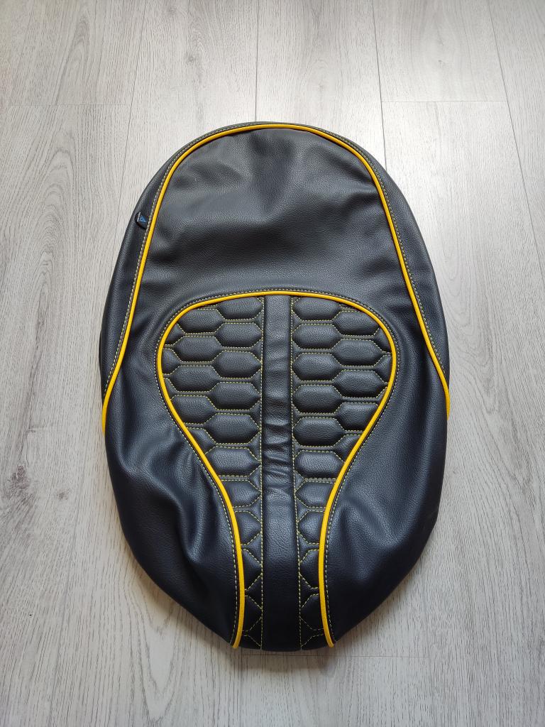 Zadelhoes buddydek Vespa Sprint Primavera geel custom NIEUW, Fietsen en Brommers, Brommeronderdelen | Scooters, Info@jynkx.com
