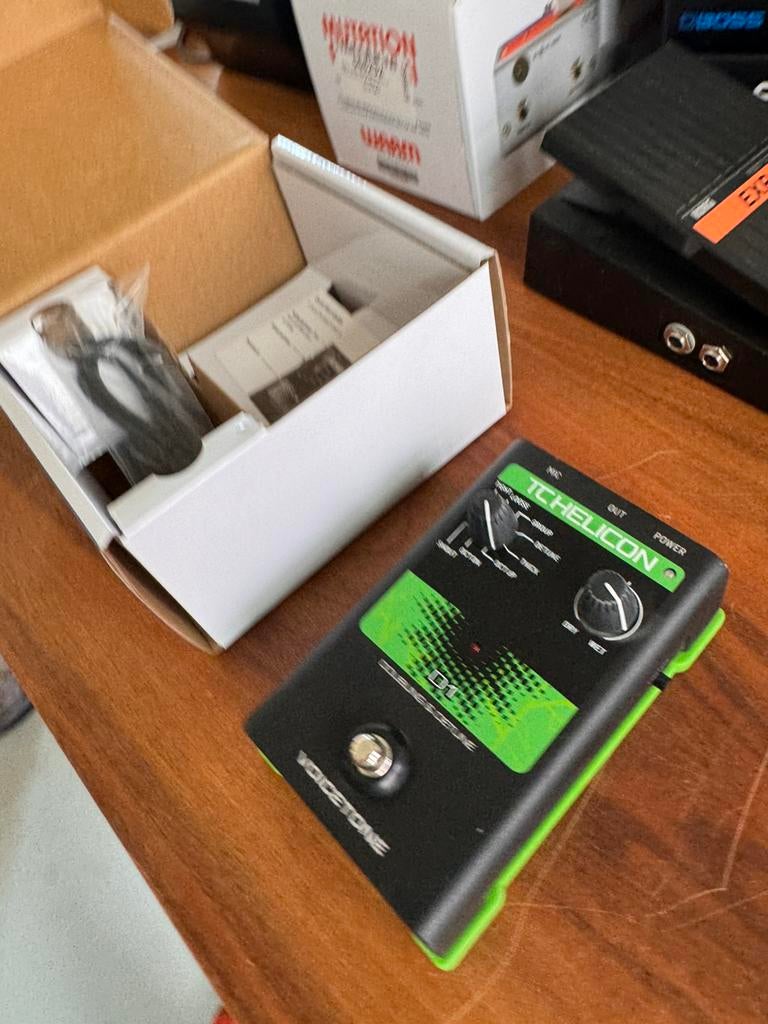 TC-Helicon VoiceTone D1, Muziek en Instrumenten, Effecten, Ophalen of Verzenden, Zo goed als nieuw