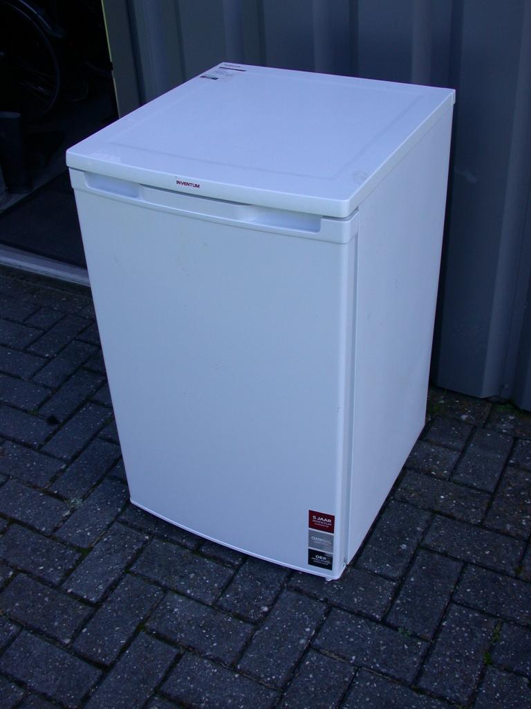 SA4) Inventum koeler, 50cm breed, past door de caravandeur, Witgoed en Apparatuur, 100 tot 150 liter, Energieklasse A of zuiniger