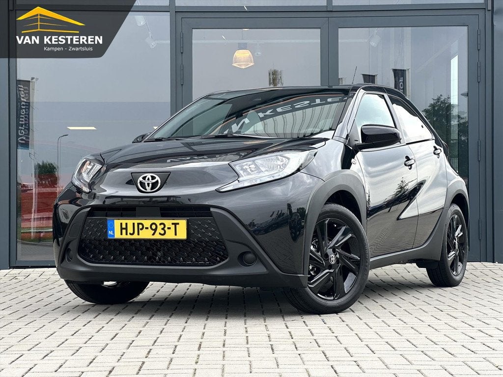 TOYOTA Aygo X 1.0 VVT-i MT 72pk Play | C.C. | Cam. | 17" LMV, Auto's, Stof, Gebruikt, 920 kg, 4 stoelen