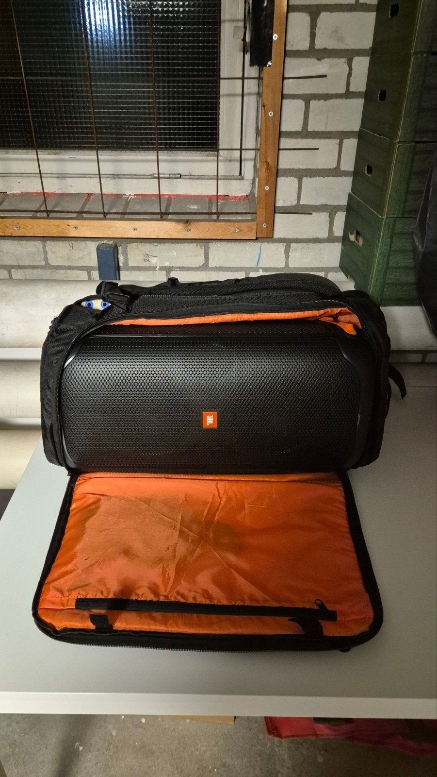 Foto 7 van JBL Partybox 110 met tas en originele oplaadkabel