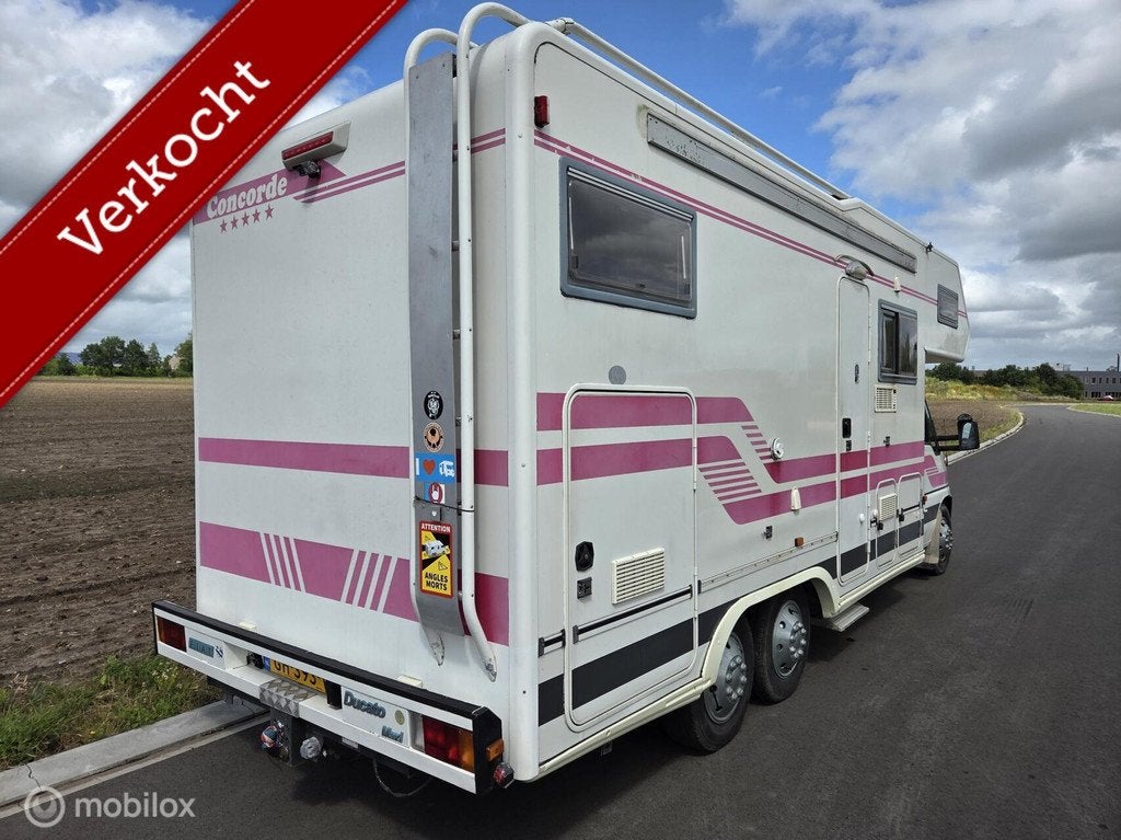 Concorde ALKO alkoof camper ☆Tandemas, 2x airco, 2.5Tdi☆, Caravans en Kamperen, Campers, Concorde, Alkoof, Koelkast, 7 tot 8 meter