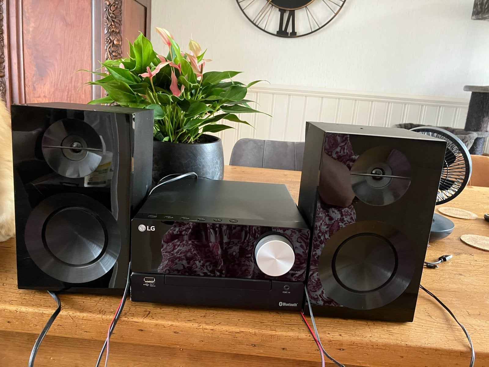 LG Microset met Bluetooth en CD-speler, Zo goed als nieuw, Microset, Cd-speler, Ophalen