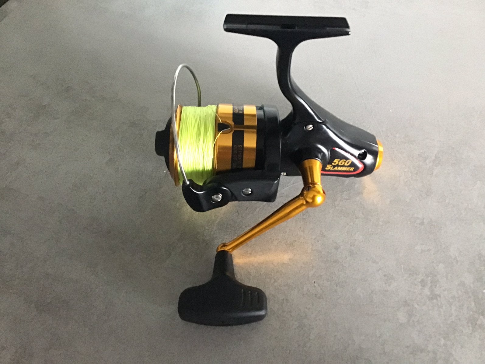 PENN heavy pilk tot 160gr met PENN slammer 560 + spiderwire, Ophalen of Verzenden, Nieuw, Complete set