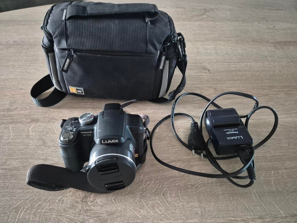 Panasonic Lumix DMC-FZ28 Fototoestel met tas en lader, Audio, Tv en Foto, Fotocamera's Digitaal, Gebruikt, Compact, Overige Merken