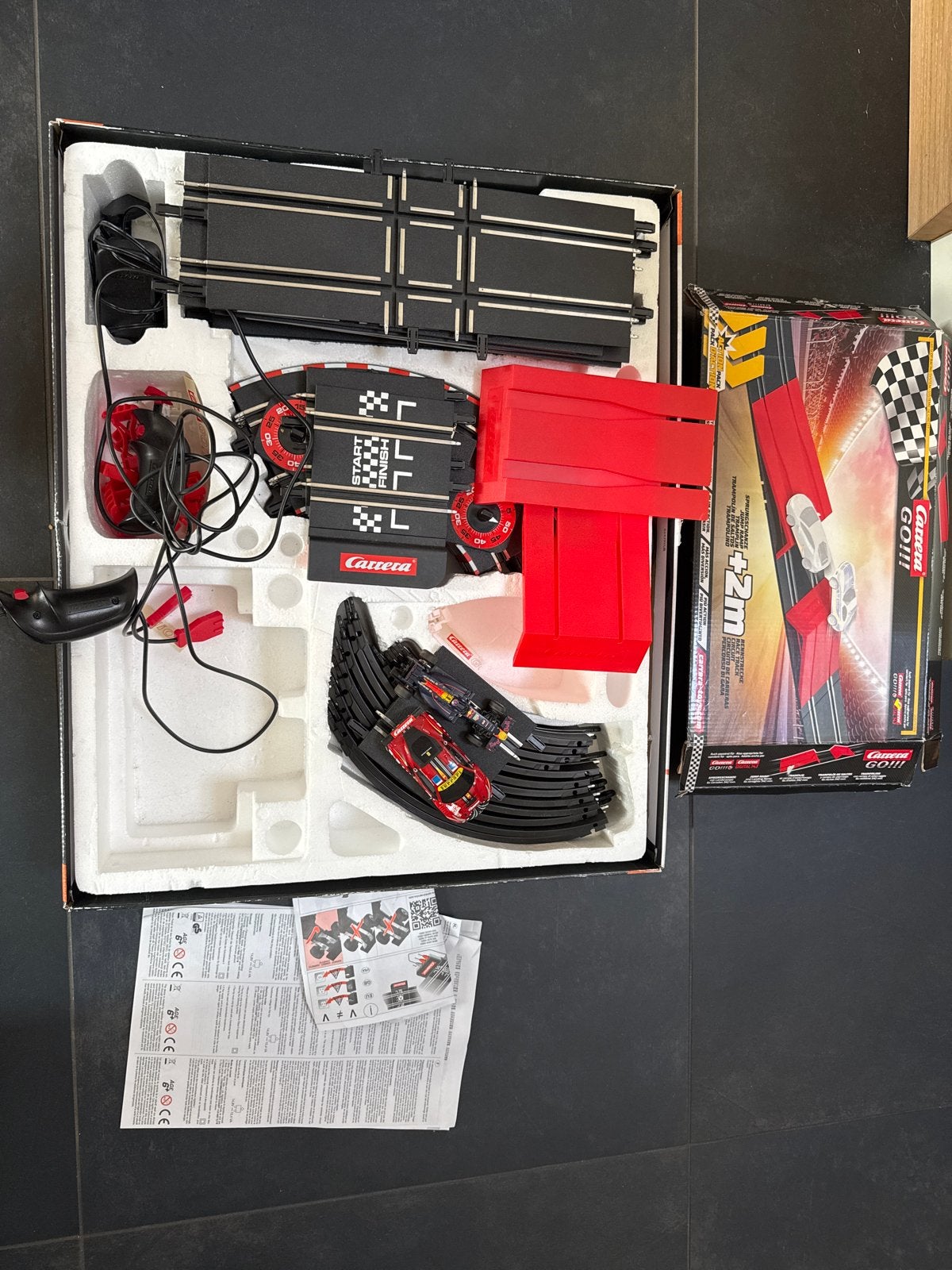 Carrera GO!!! Racebaan met 2 auto's en extra's, Ophalen, Racebaan, Carrera, Zo goed als nieuw