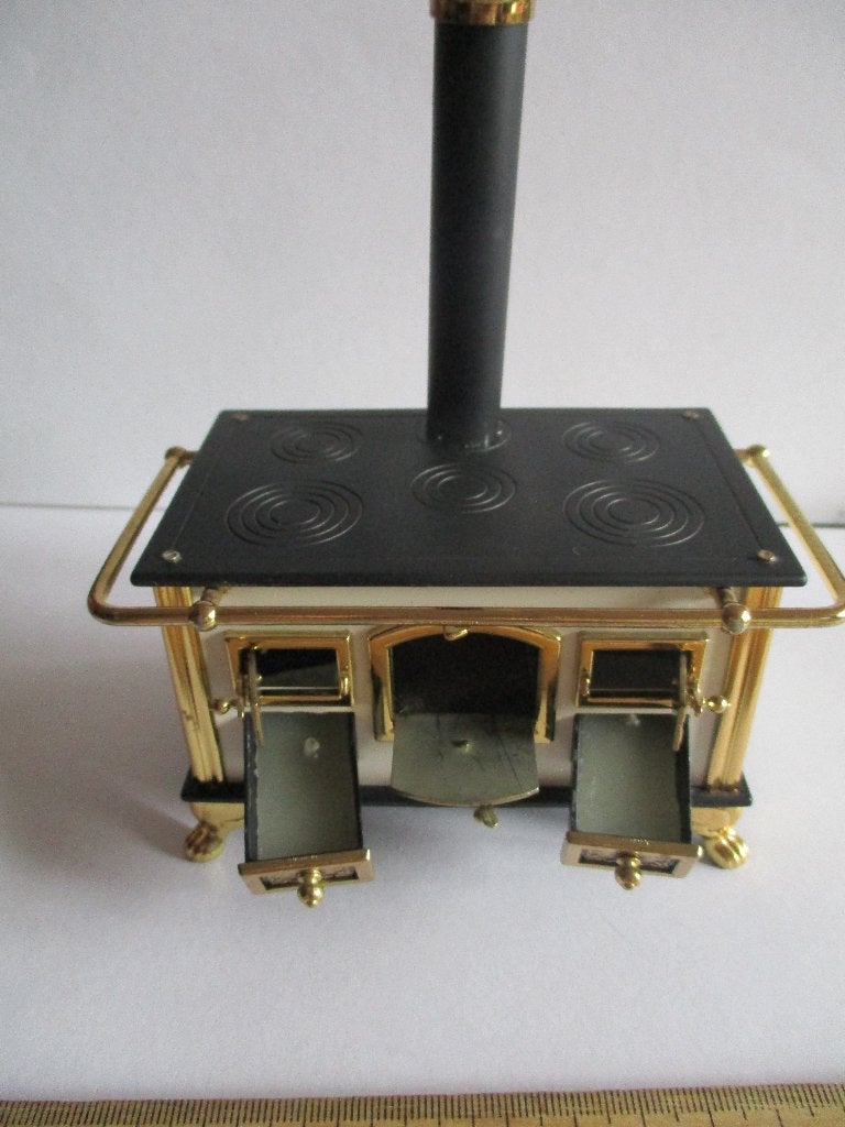 poppenhuis Bodo Hennig fornuis in goede staat, Ophalen of Verzenden, Zo goed als nieuw, Decoratie