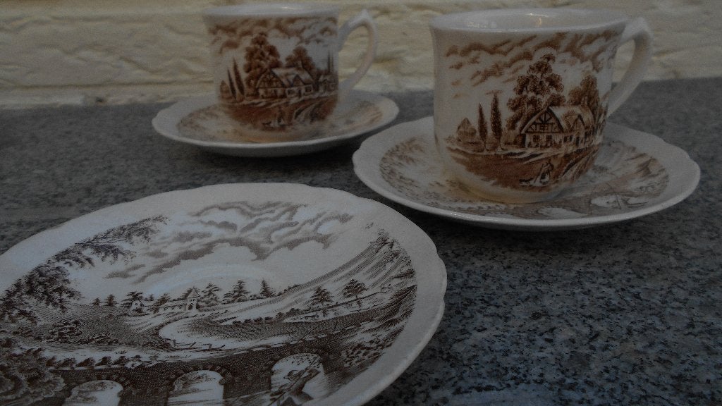 bruin 2 kop en 3 schotel Bridge Scene Crown Ducal England, Ophalen of Verzenden