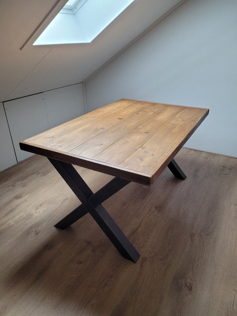 Robuuste eettafel (geschikt voor 4 personen), Huis en Inrichting, Ophalen, Gebruikt, 100 tot 150 cm, 50 tot 100 cm