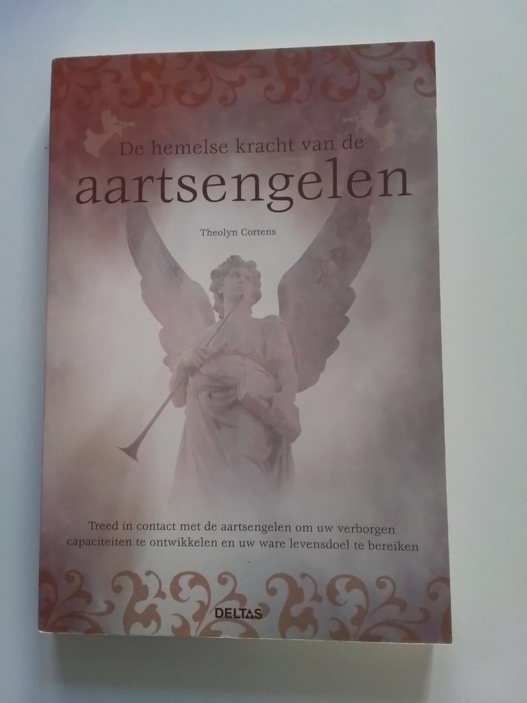 De hemelse kracht van de aartsengelen Theolyn Cortens, Ophalen of Verzenden, Zo goed als nieuw, Spiritualiteit algemeen, Overige typen