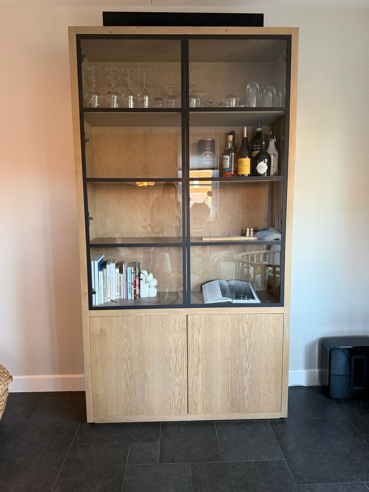 Duran Design buffetkast met eikenhout en glazen deuren, 100 tot 150 cm, 200 cm of meer, Eikenhout, Ophalen of Verzenden