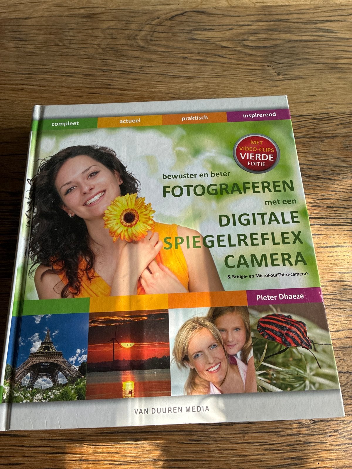 Bewuster en beter fotograferen met een digitale spiegelrefle, Boeken, Ophalen of Verzenden, Zo goed als nieuw, Fotografie algemeen