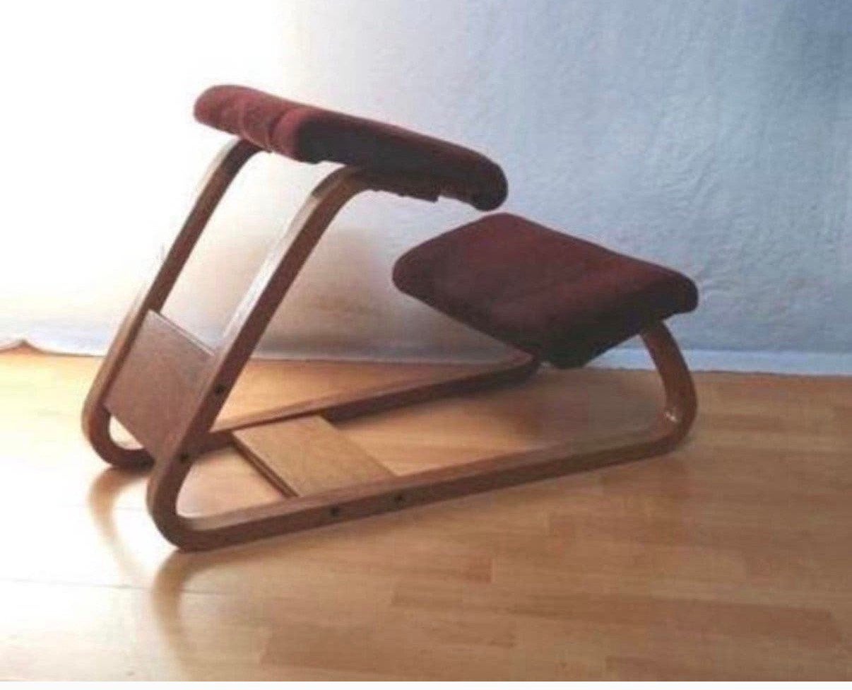 Scandinavische Ergonomisch kruk Teak/ stof, Ophalen, Zo goed als nieuw, Hout