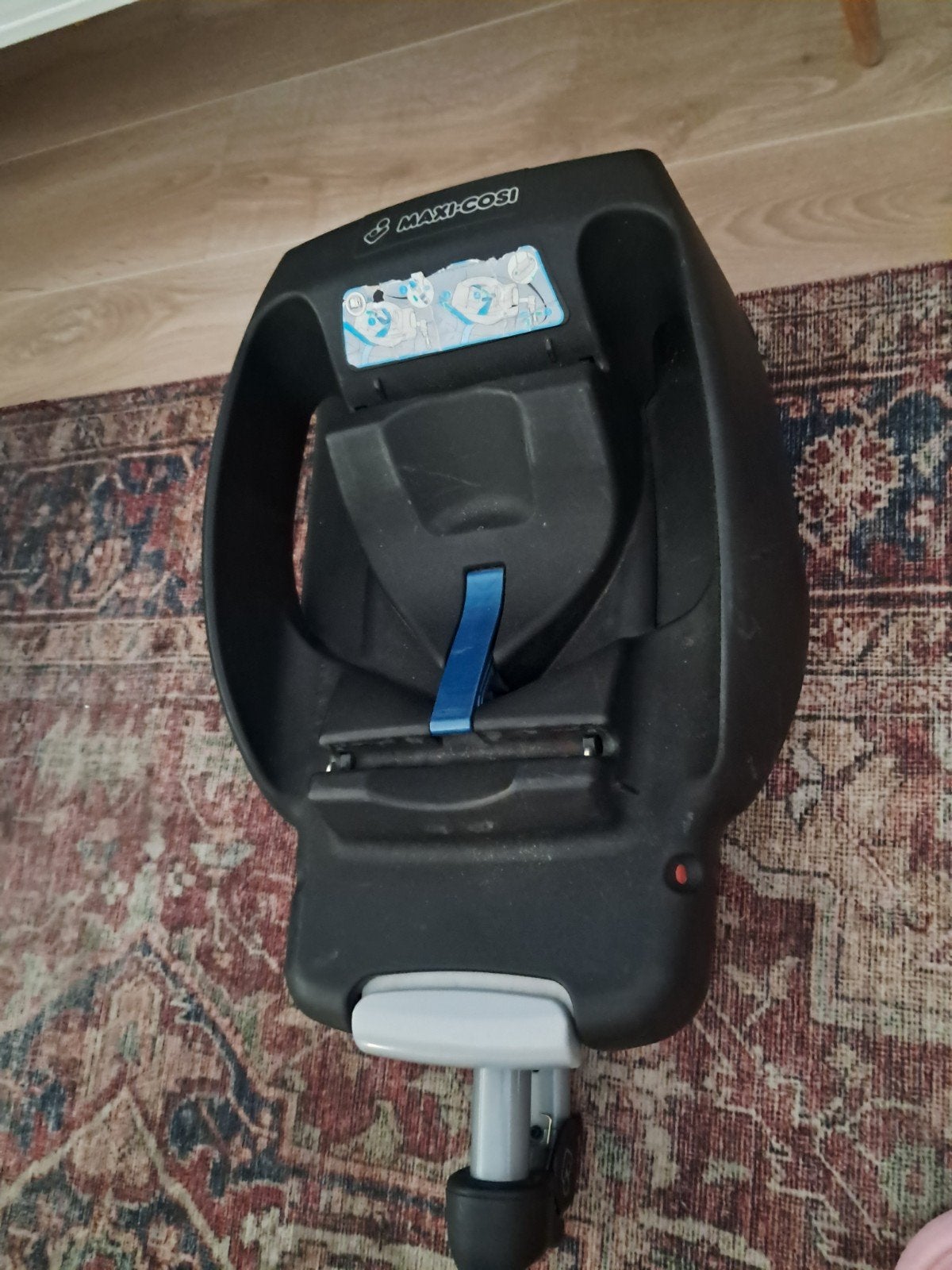 Maxi-Cosi Easybase - Bevestiging met autogordel, Ophalen of Verzenden, 0 t/m 13 kg, Maxi-Cosi, Gebruikt