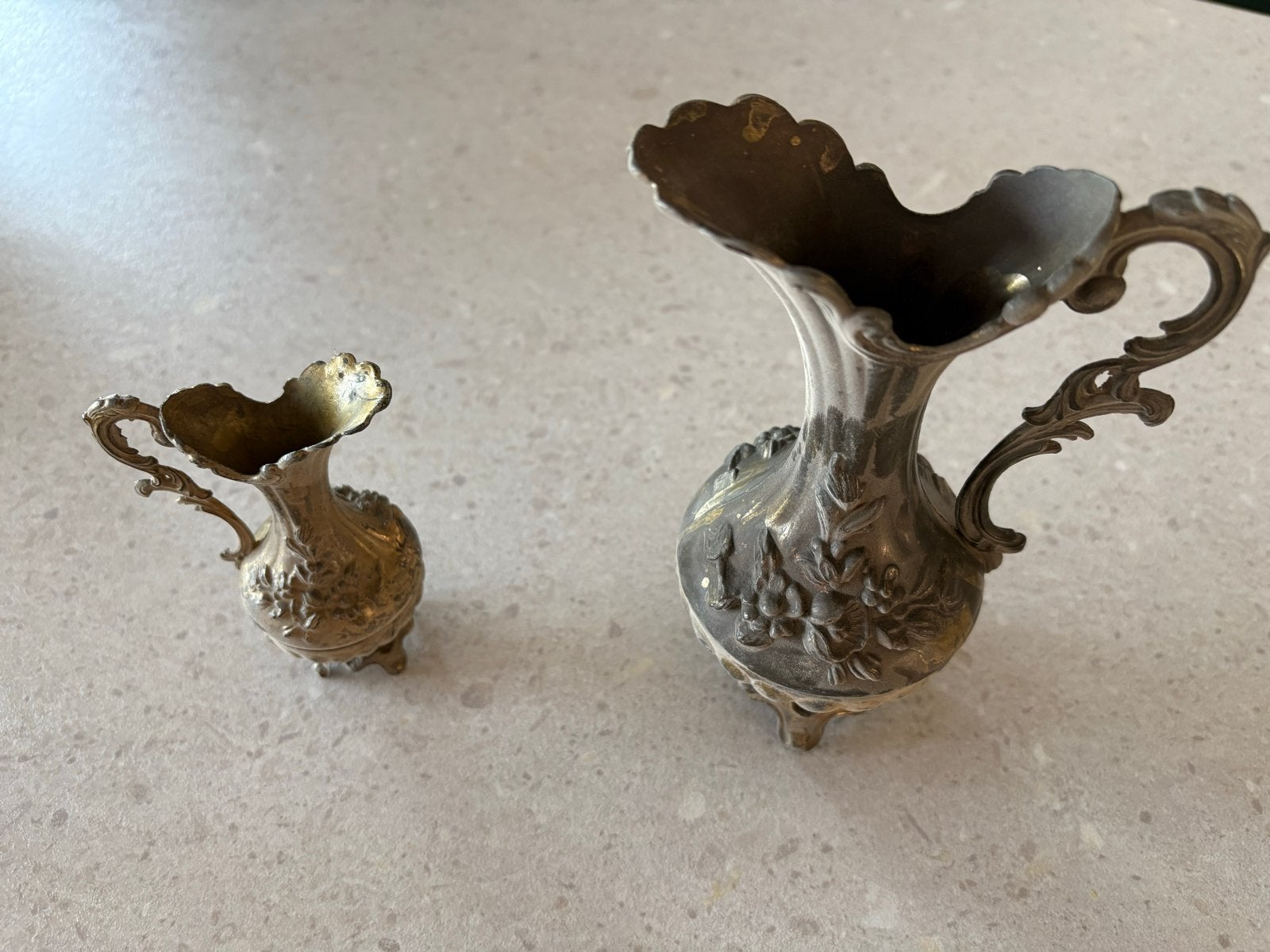 Set van 2 antieke bronzen of messing kannetjes, Ophalen of Verzenden