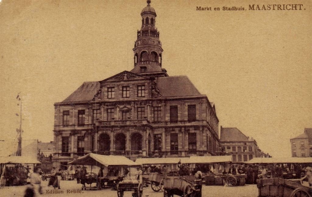 Markt en Stadhuis. Maastricht. - kramen - 1908 gelopen, Verzenden, Voor 1920, Gelopen, Limburg