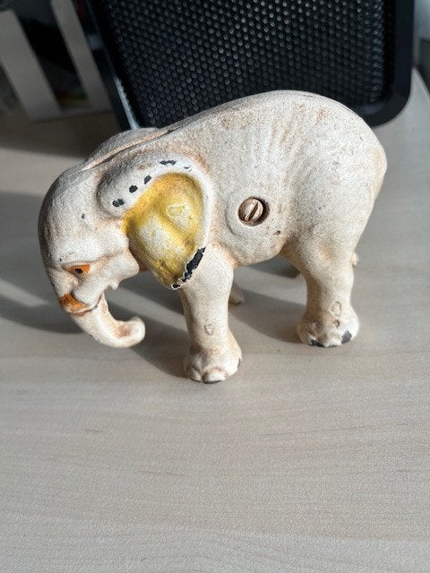 Spaarpot olifant, Verzamelen, Spaarpotten, Ophalen of Verzenden, Gebruikt, Steen, Aardewerk of Keramiek, Dier
