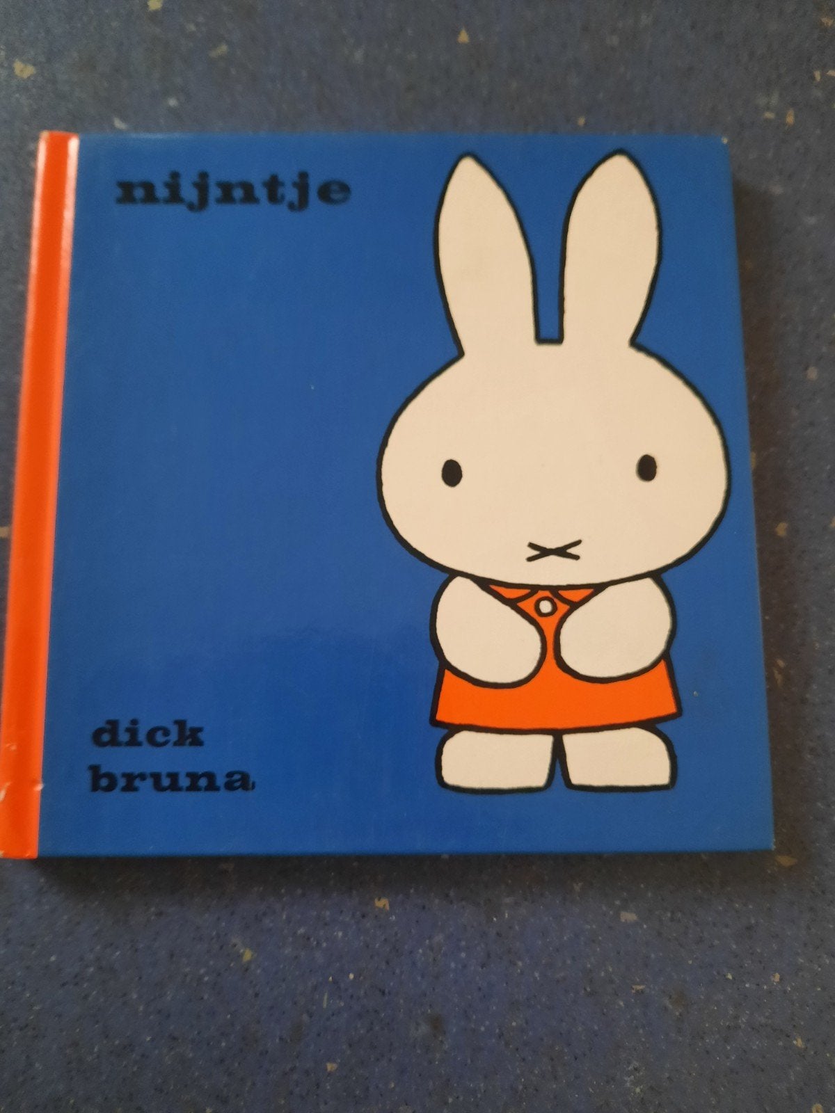Dick Bruna - Nijntje, Fictie algemeen, Ophalen of Verzenden, Zo goed als nieuw, Dick Bruna