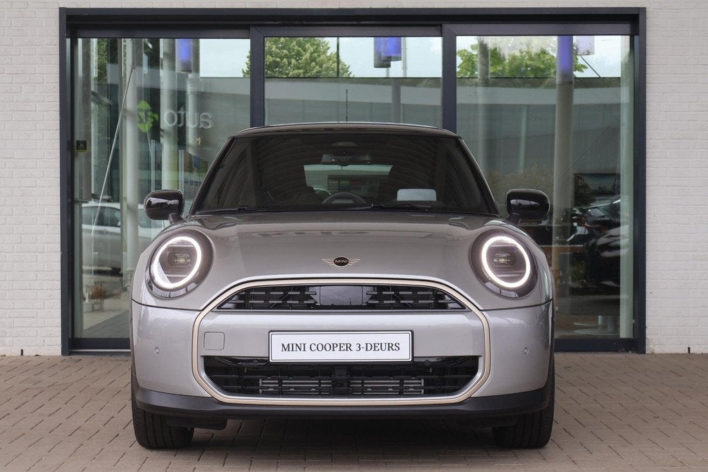 MINI Cooper C | Favoured Uitvoering + Pakket S, Auto's, Mini, 156 pk, 4 stoelen, Bedrijf, Nieuw