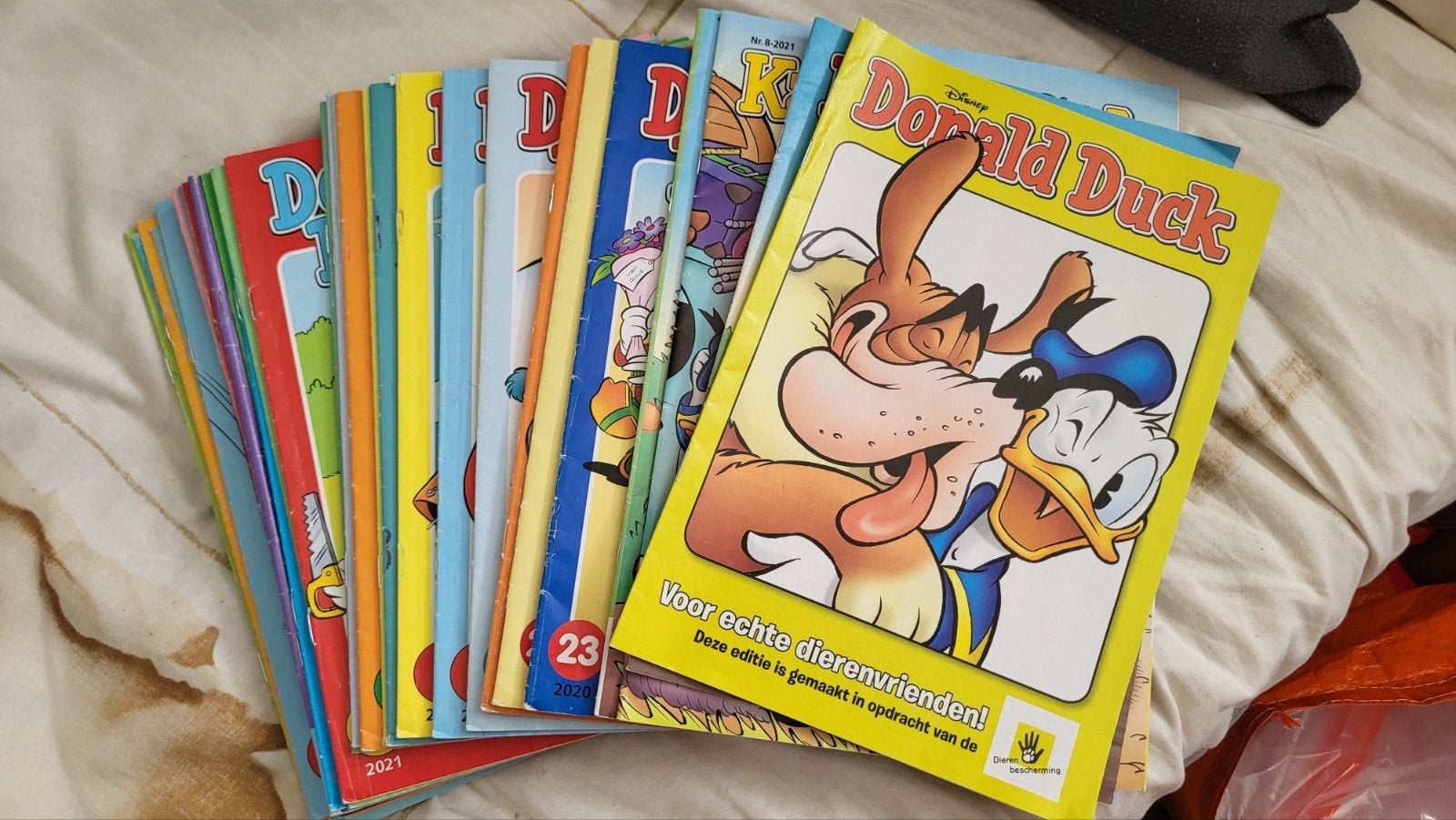 Noordwijk - Stapeltje Donaldduck Junior, Boeken, Meerdere comics, Ophalen, Europa