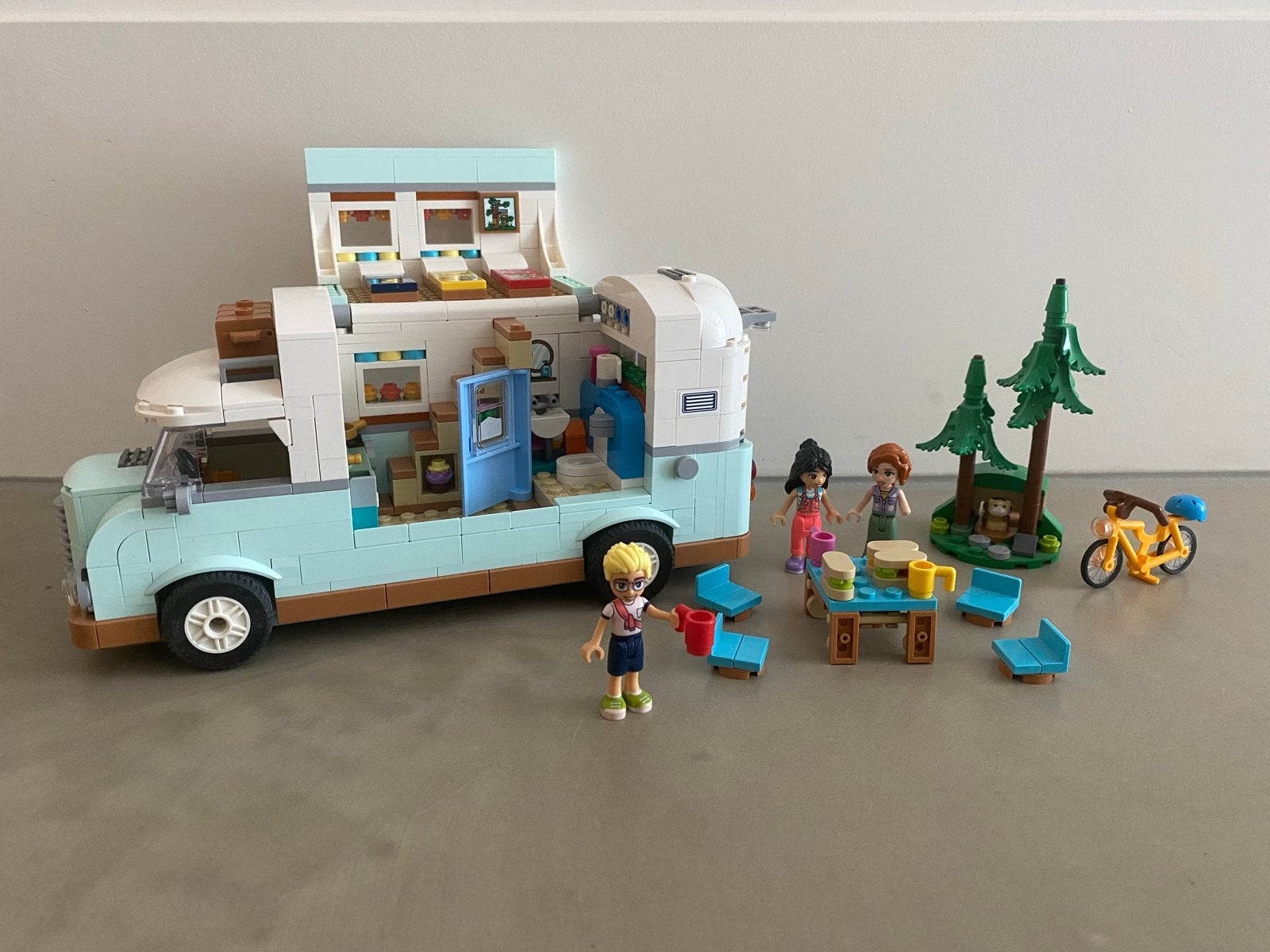 Lego Friends Camperavontuur met vrienden #42663, Ophalen of Verzenden, Zo goed als nieuw, Overige merken