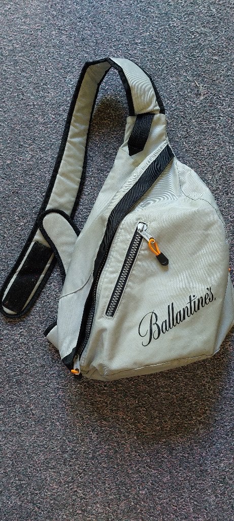 Rugtas van Ballantines, met klittenband en rits en apart vak, Overige merken, 40 cm of meer, Ophalen of Verzenden, Zo goed als nieuw