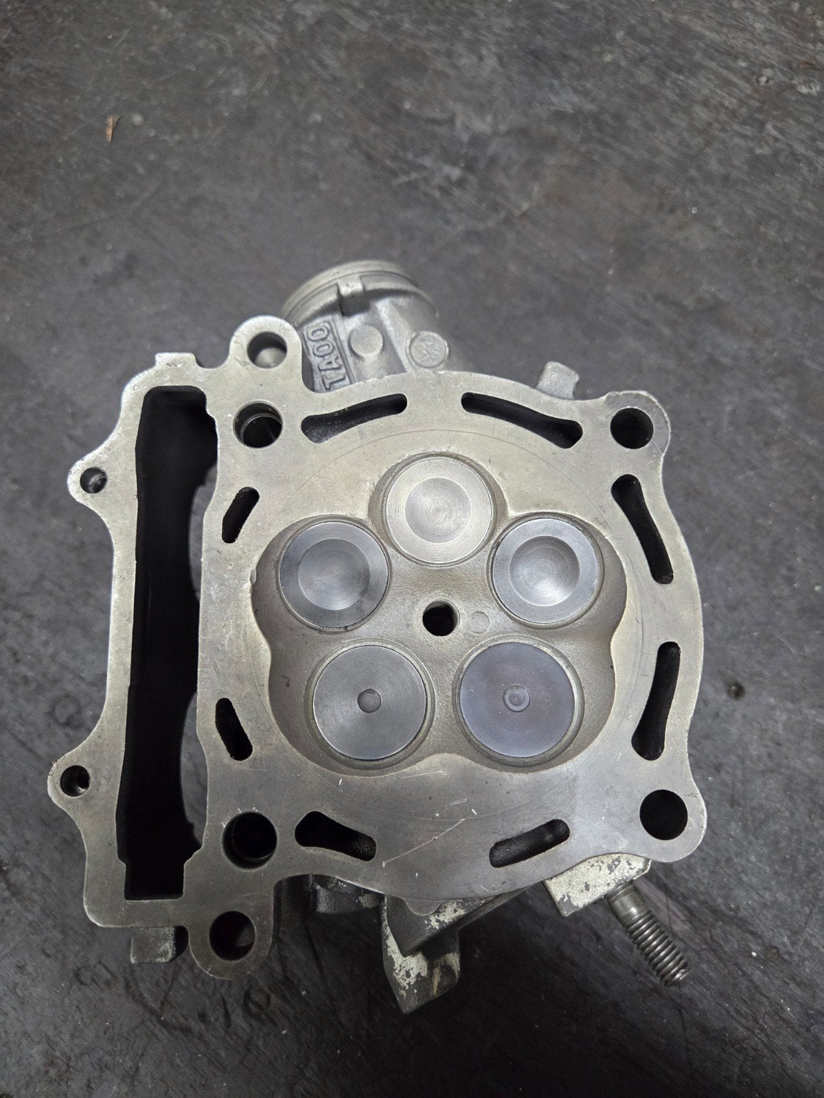 Cilinderkop Yamaha yz450, Motoren, Ophalen