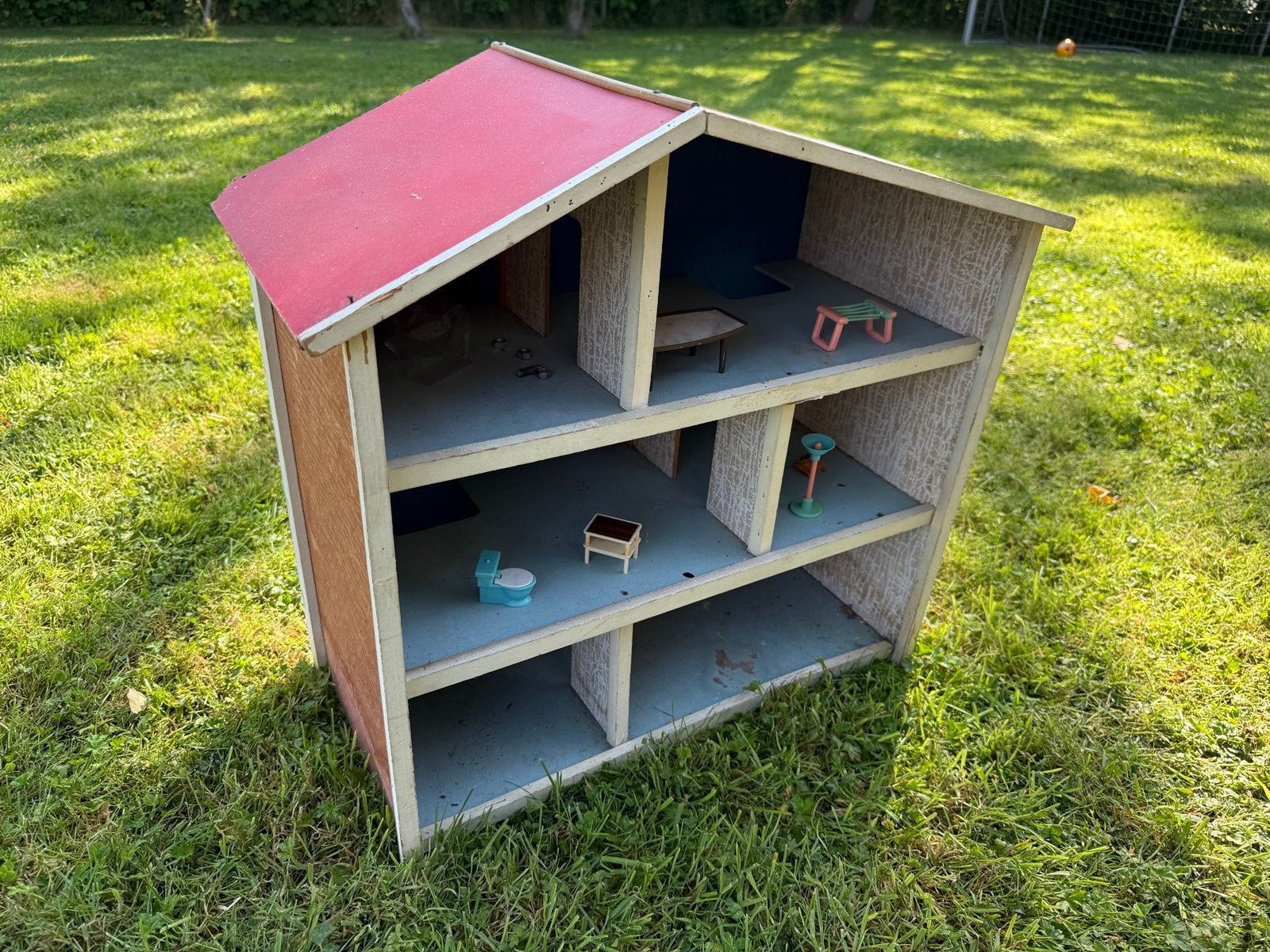 Houten poppenhuis, Ophalen, Gebruikt