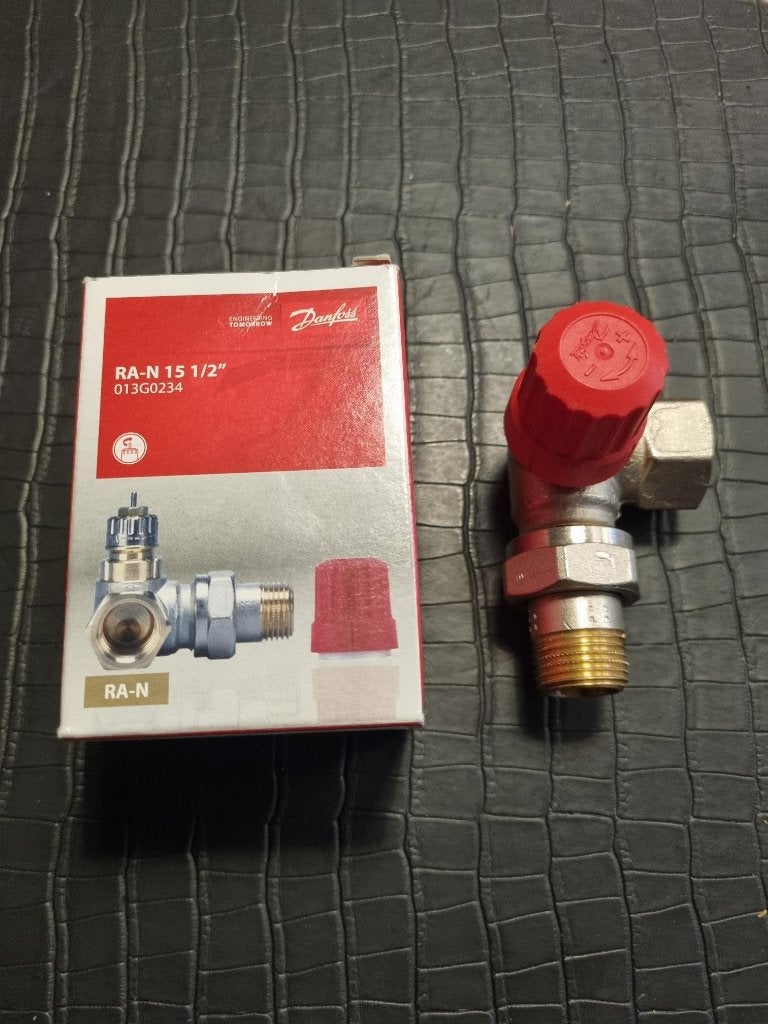 Danfoss R-AN radiatorkraan Dubbelhaaks 1/2" Links Nieuw, Thermostaat, Minder dan 30 cm, Nieuw, Minder dan 60 cm