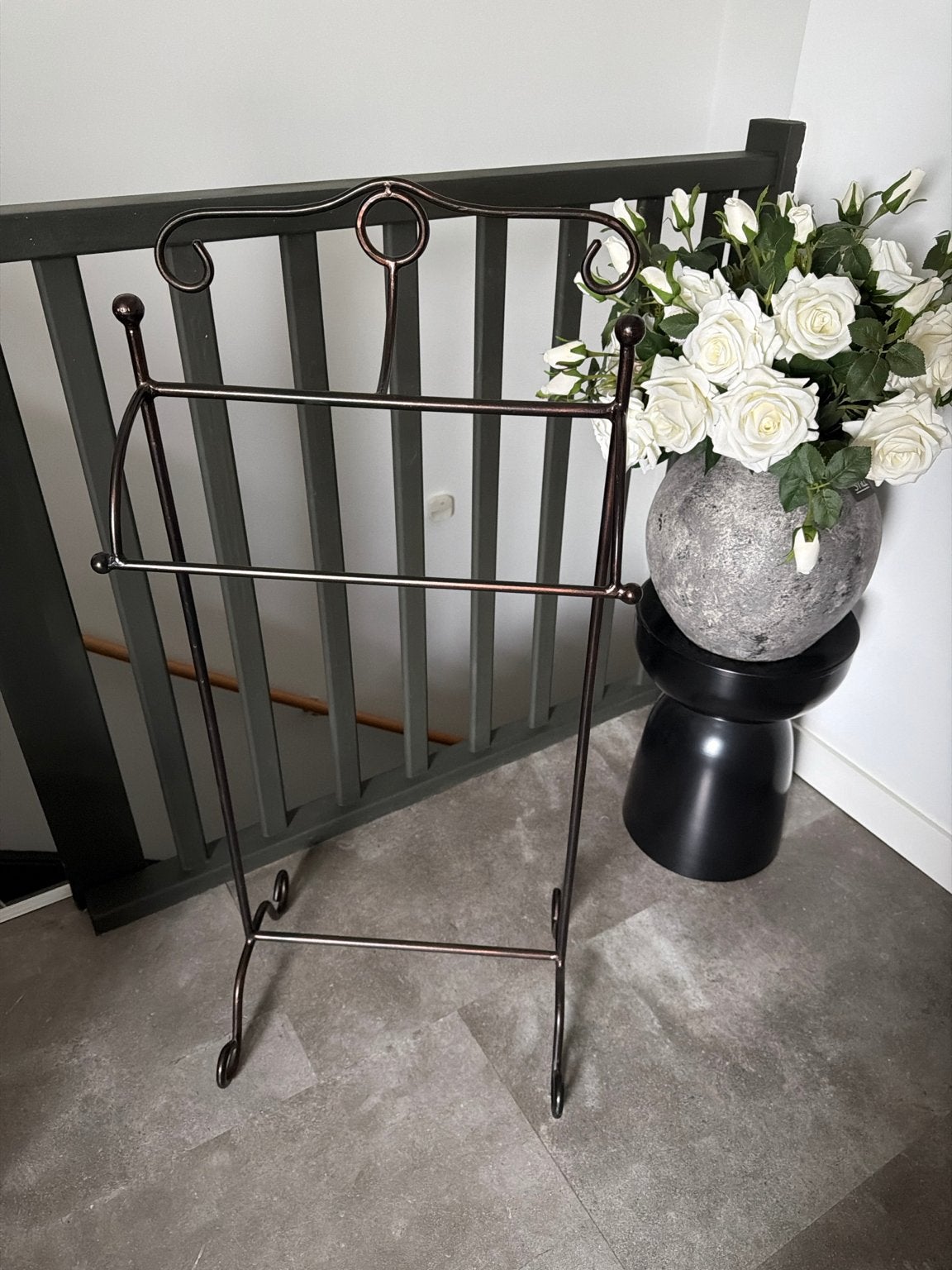 Metalen Dressboy - Praktisch en Stijlvol, Huis en Inrichting, Woonaccessoires | Kapstokken, Ophalen, Gebruikt, 100 tot 150 cm