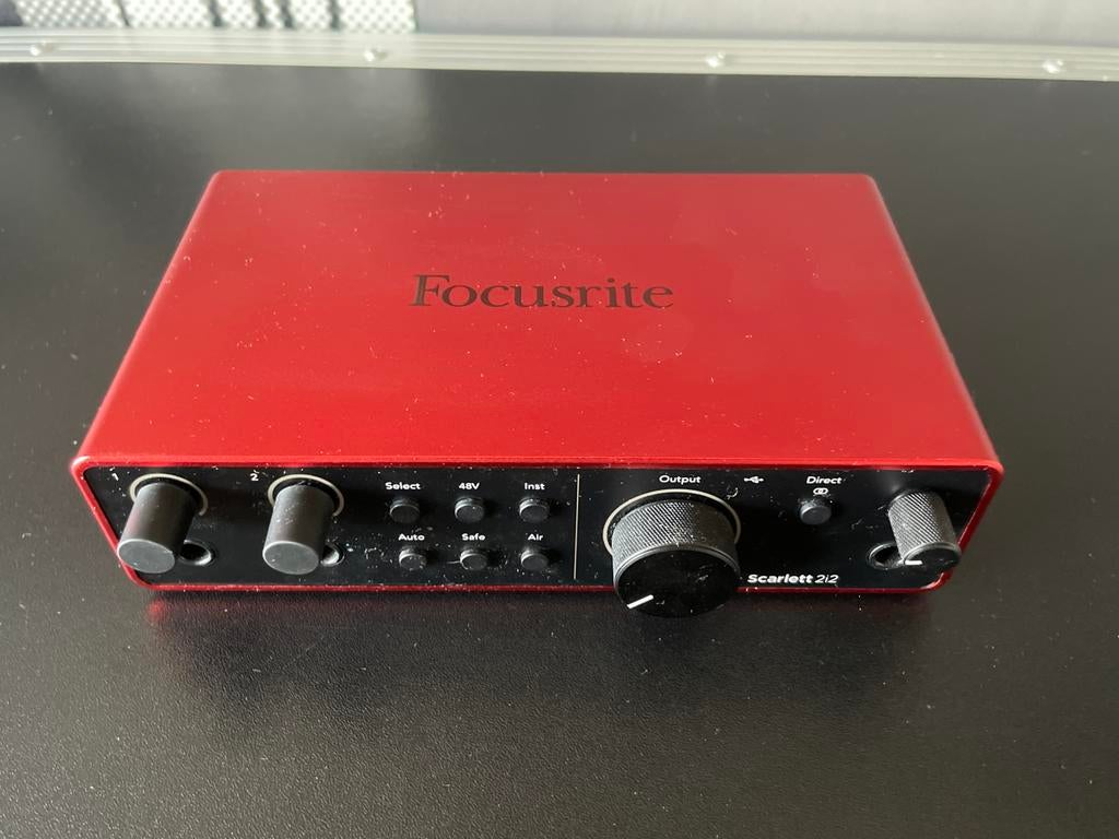 Focusrite Scarlett 2i2 MK4 Audio Interface Zo Goed Als Nieuw, Computers en Software, Geluidskaarten, Zo goed als nieuw, Ophalen of Verzenden